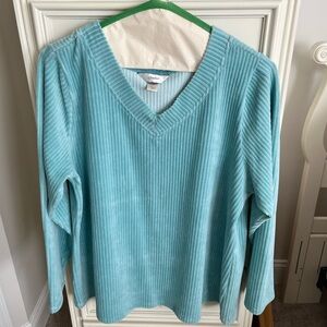 Croft & Barrow Teal V-Neck Women's Sweater